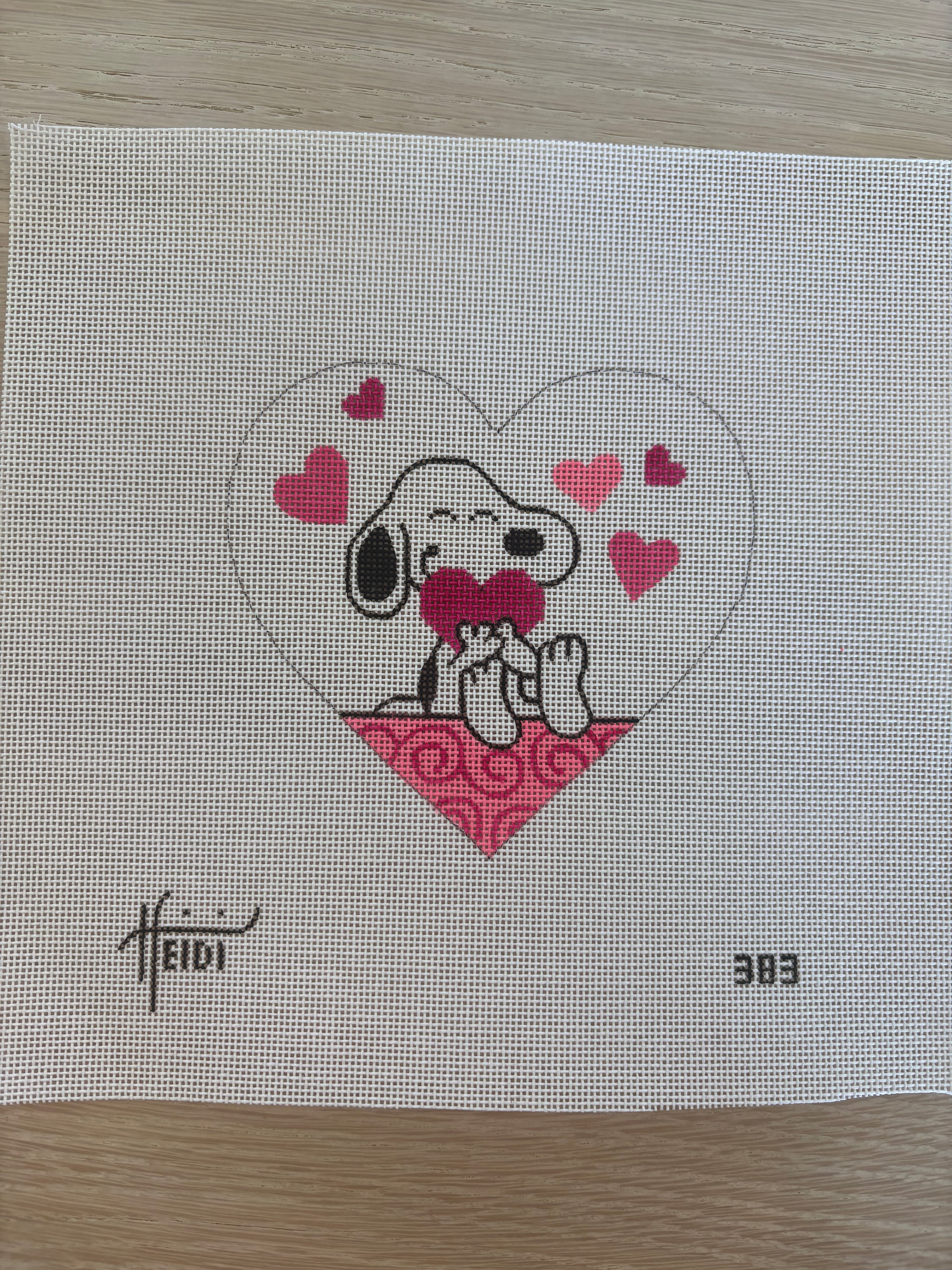 TRUNK SHOW Valentine Snoopy