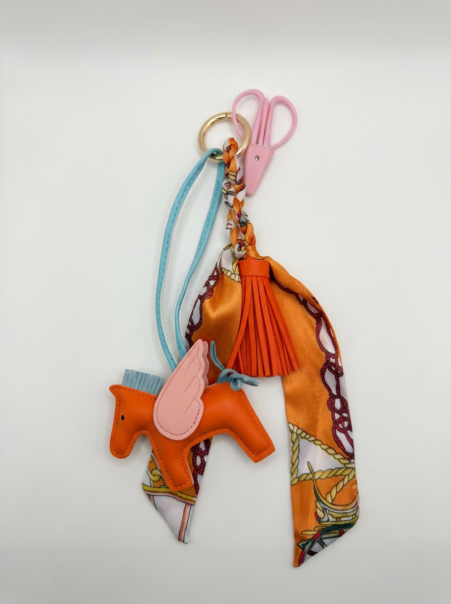 Pegasnips, Orange