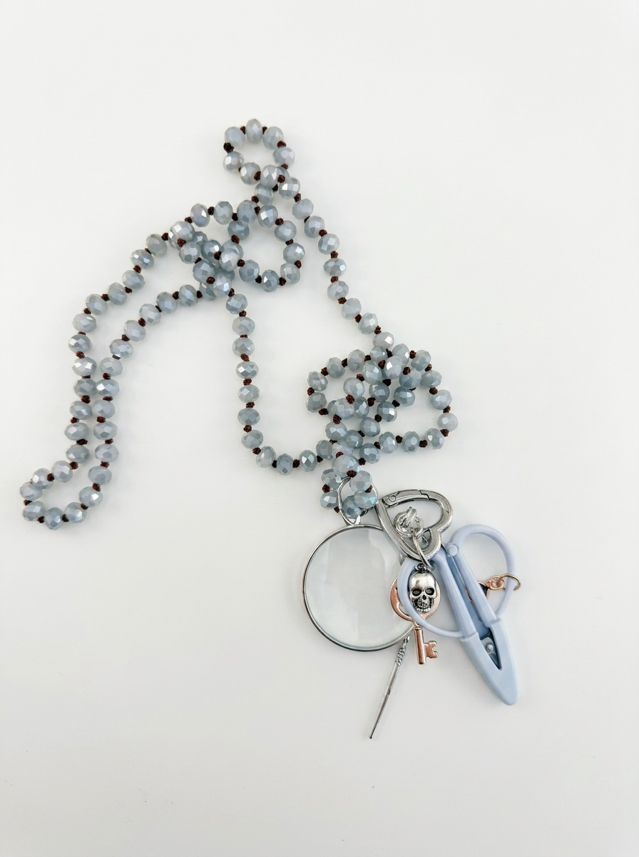 Chatelaine - Dove