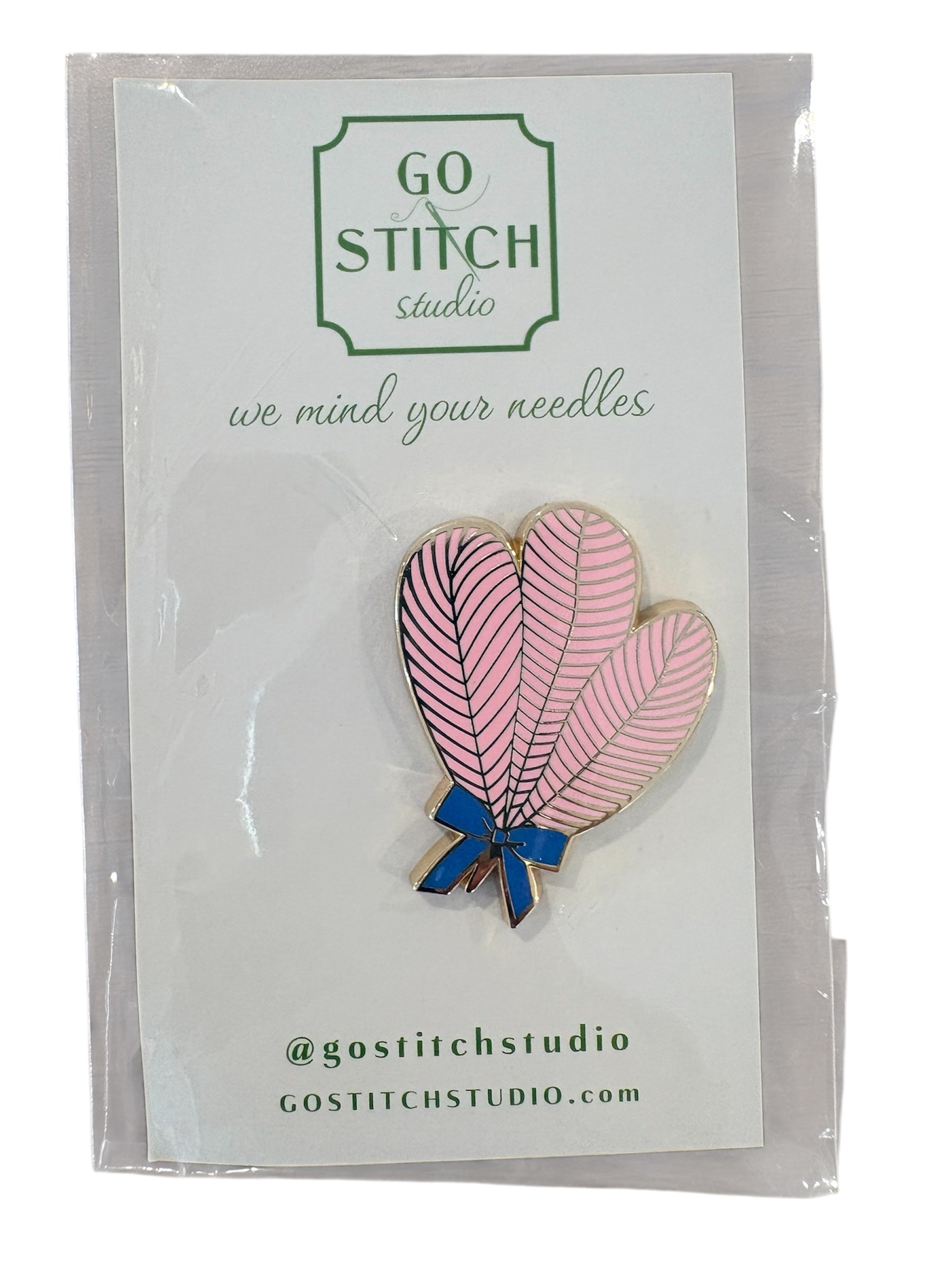 Needleminder Pink Ostrich Feather Fan