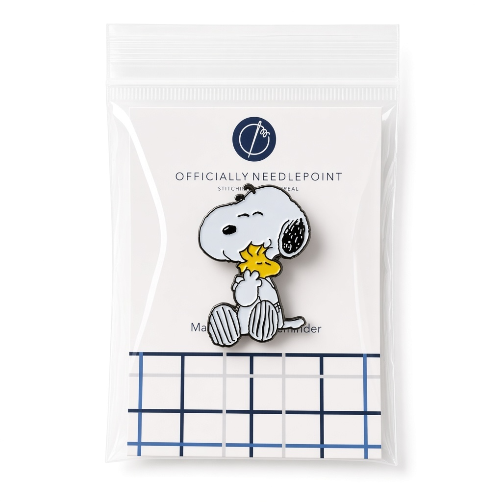PEANUTS Snoopy Hugging Woodstock Needle Minder