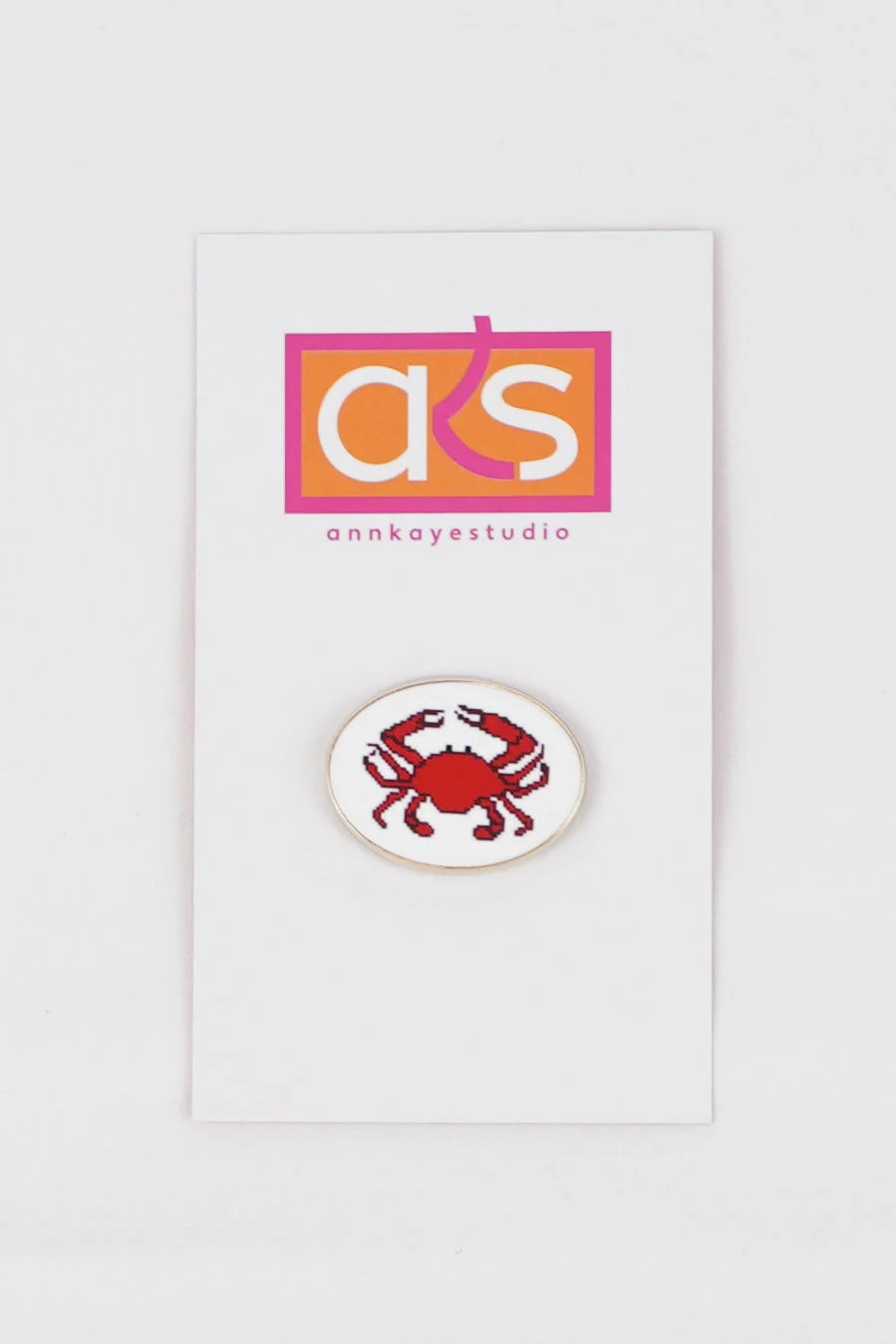 TRUNK - Red Crab Needle Minder