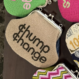 Chump Change Kiss Lock Bag - Greyscale