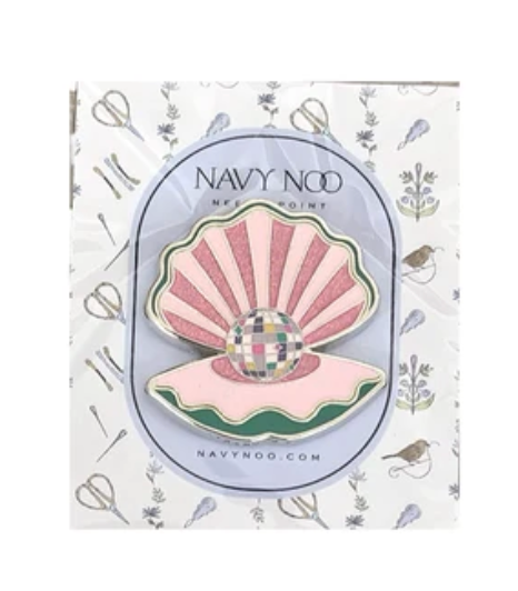 Disco Shell Needle Minder