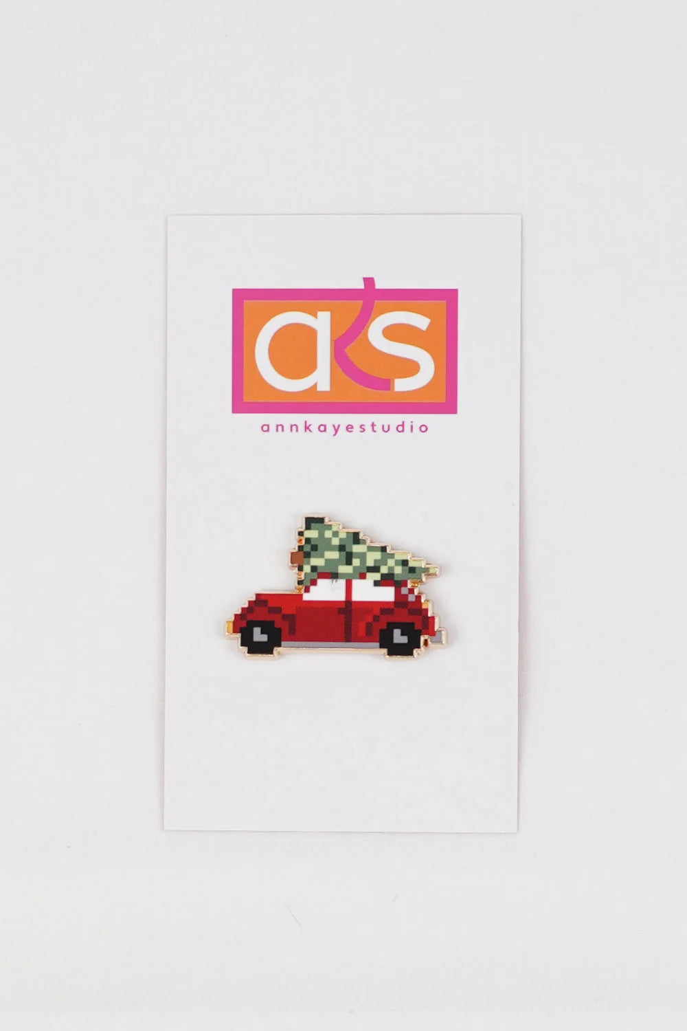 TRUNK - VW with Christmas Tree Needle Minder